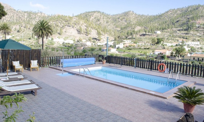 San Bartolome de Tirajana Cottage | Vivelorural casa en Valle de Chira con piscina