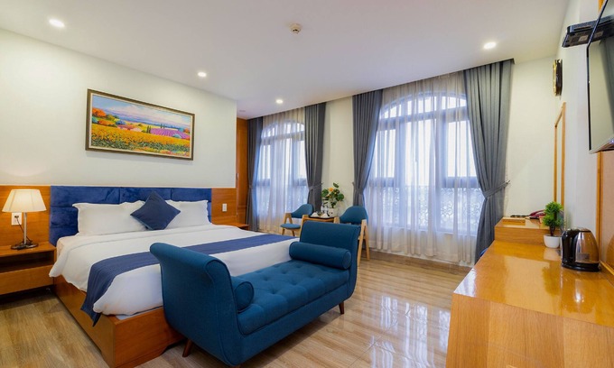 Tan Binh Hotel | Vivian Hotel Saigon Airport