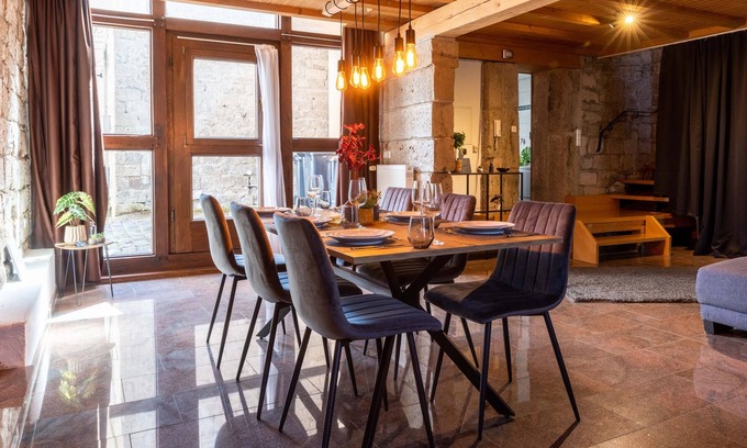 Rieden House | Volcano Lodge (vacation home)
