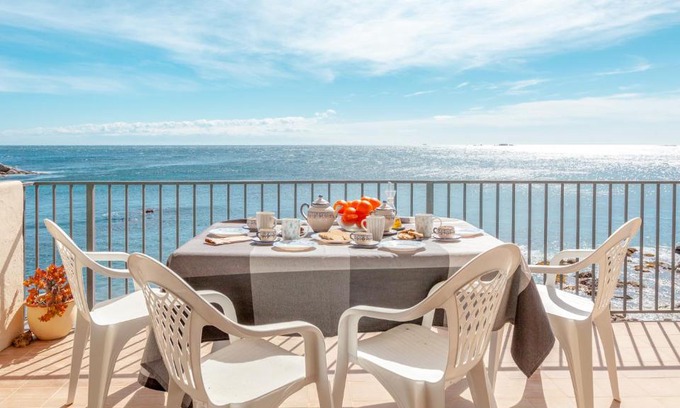 Calella de Palafrugell Apartment | Voramar E