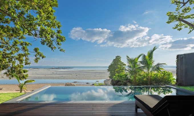 Ang Thong Hotel | Vows Villa Beachfront