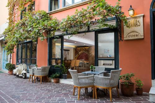 Old Town Apartment | Vranas Ambiance Hotel