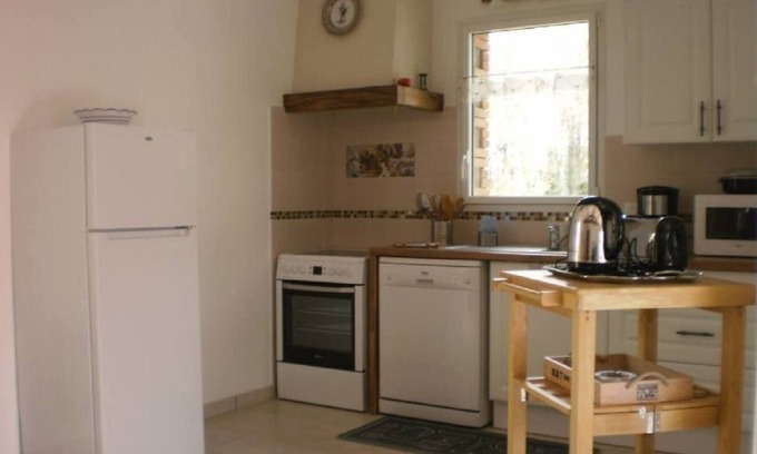Saint-Julien-des-Landes House | Vrbo Property