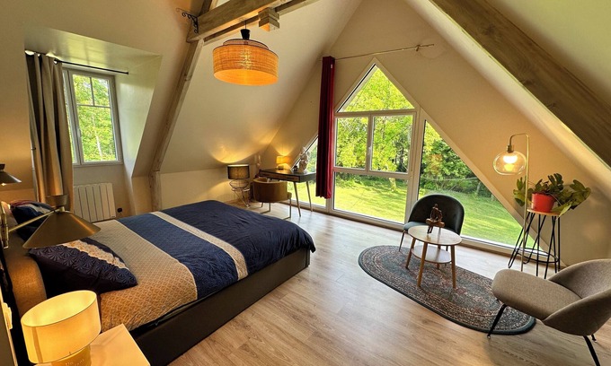 Saint-Ouen-les-Vignes House | Vrbo Property