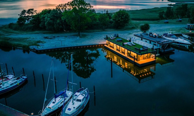 Sagard Boat Rental | Vrbo Property