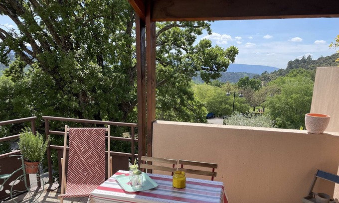 Goult Apartment | Vrbo Property