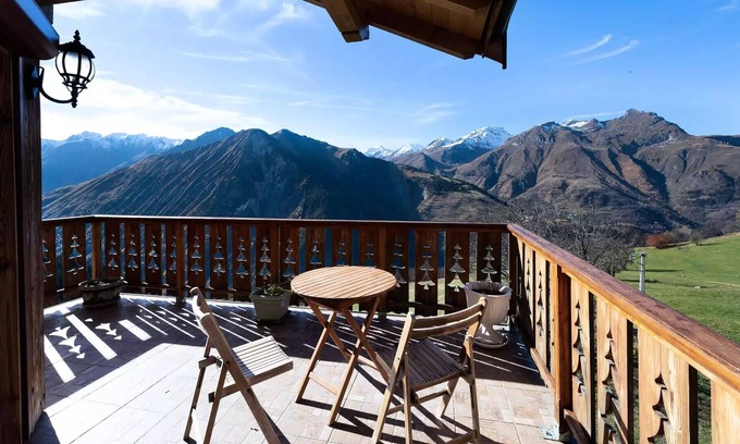 Beranger Ski Chalet | Vrbo Property