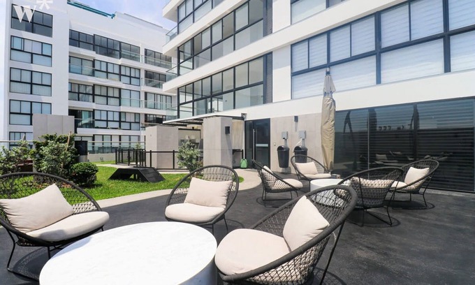San Isidro Centro Financiero Apartment | w Centric 1BR in San Isidro