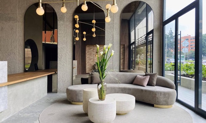 Calle 100 Apartment | w Cool Loft in Unique Building in San Patricio