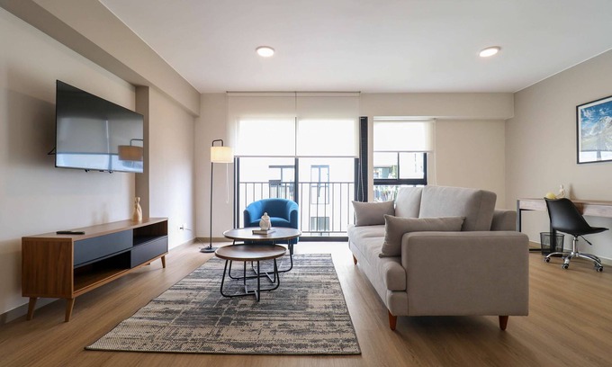 Santa Cruz Apartment | w Cozy 1BR w Majestic Deco in Miraflores