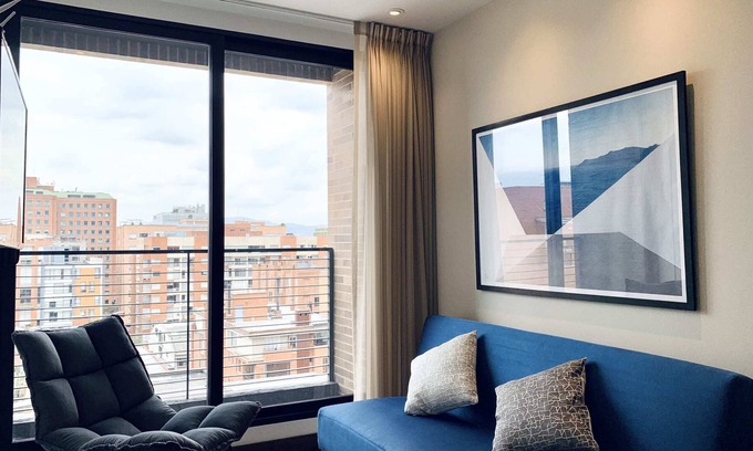 Chico Norte III Apartment | w* | Industrial 1BR in Luxury Building