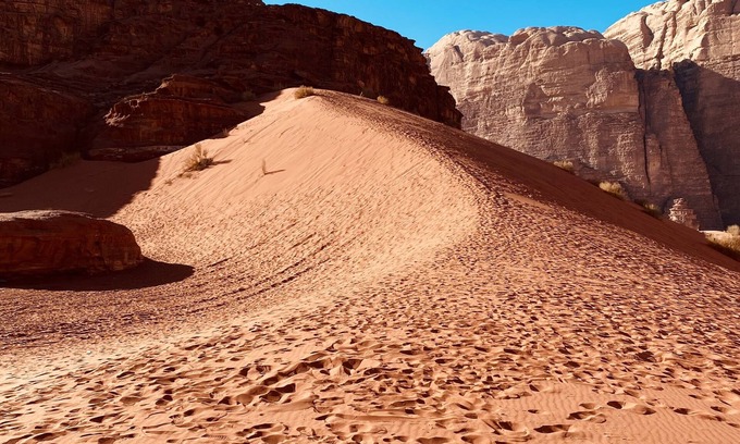 Wadi Rum Hotel | Wadi rum crescent