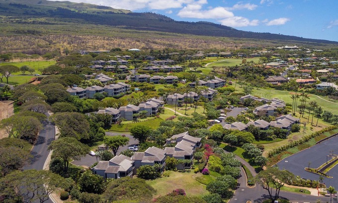 Wailea Condo | Wailea Ekolu - CoralTree Residence Collection
