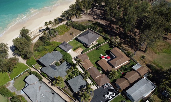 Waimanalo Beach Cottage | Waimānalo Beach Cottages 2 min walk to the beach!