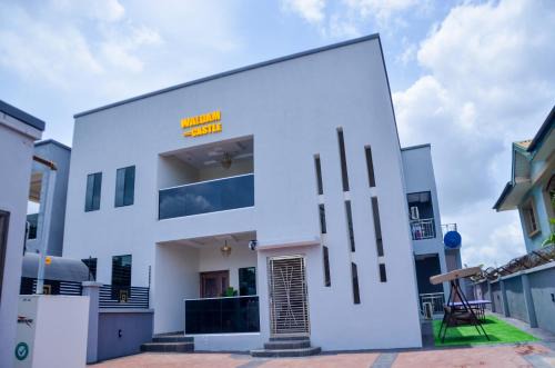Abeokuta Apartment | Waldam Castle Apartments