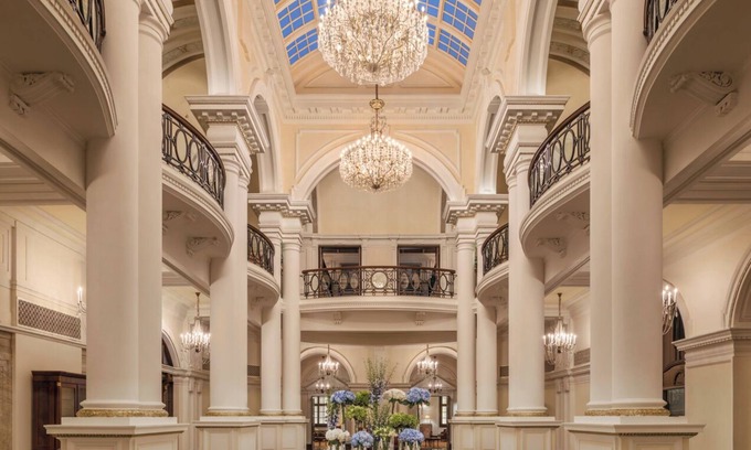 Downtown Shanghai Hotel | Waldorf Astoria Shanghai on the Bund
