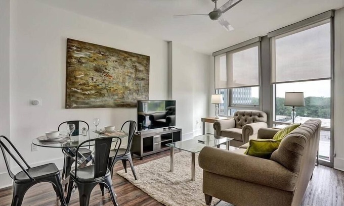 Garden Hills Apartment | Walk Everywhere! | 1BR nr Buckhead Village & Parks