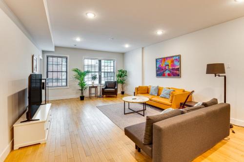The Heights Apartment | Walk to Journal Square Modern Apt about 4 Mi to NYC!