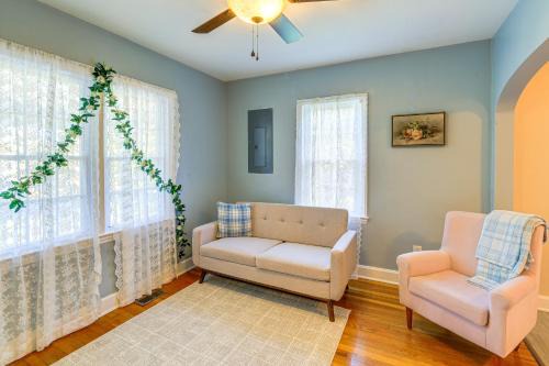 Jonesborough House | Walk to Main Street! Home in Historic Jonesborough