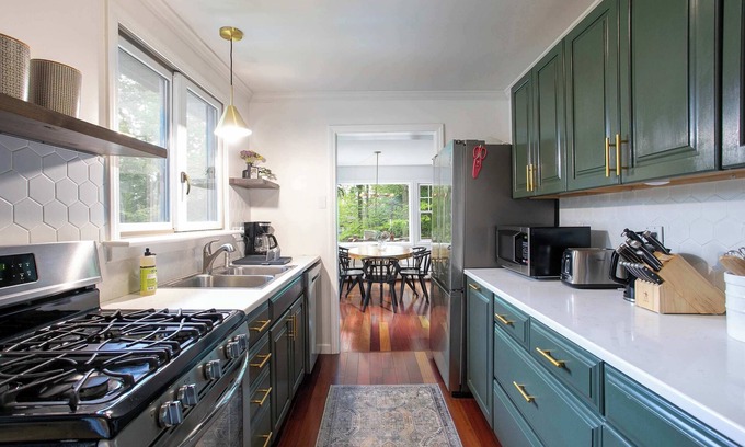Great Barrington House | Walk to Town/Lake, ’25 Renovation!