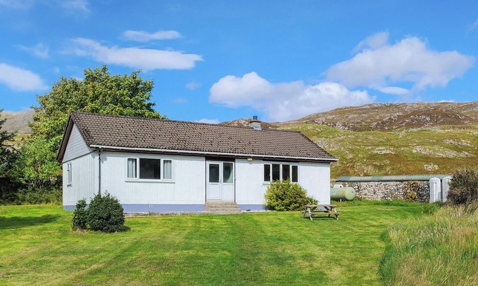 Assynt Cottage | Walled Cottage - UK49097