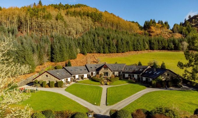 Slate Islands Cottage | Walled Garden Mews 5 - a mews cottage that sleeps 6 guests in 2 bedrooms