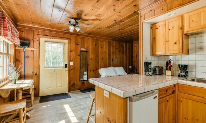 Taylors Falls Cabin | Wannigan Point Cabin #5