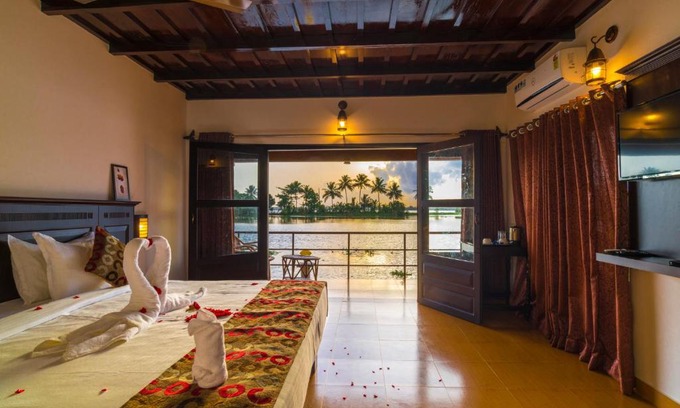 Nedumudy Resort | Warmth Lake Haven