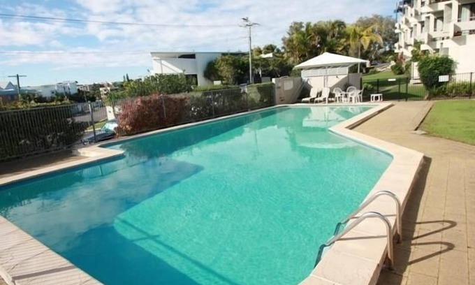 Alexandra Headland Apartment | Warroo