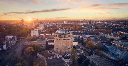 Altstadt-Sued Hotel | Wasserturm Hotel Cologne, Curio Collection by Hilton