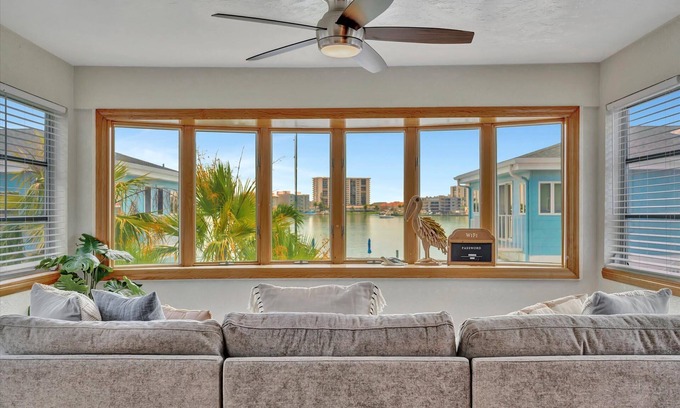 Clearwater Beach Apartment | Watch the dolphins! Waterview, 2-bed, Heated pool!