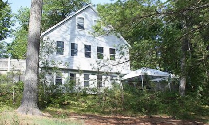 Oxford Cottage | Water Front Cape Style Cottage