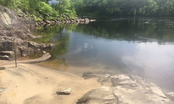 Lake Luzerne-Hadley House | Waterfall Gorge-ous Home w 200+ feet of river frontage -10 mi to Lake George