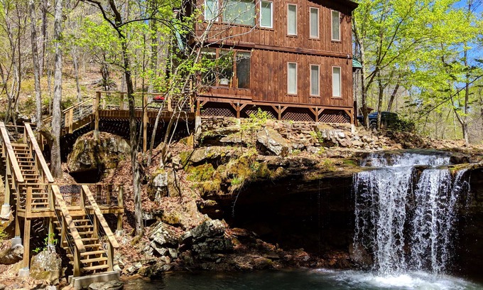 Deer House | Waterfall Wilderness Retreat Bordering the Ozark National Forest