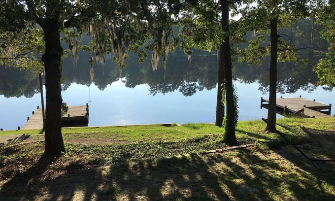 Manning House | Waterfront Cottage Hideaway!