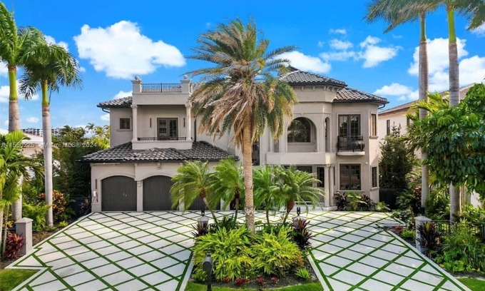 Eastern Shores House | Waterfront gated pool mansion.