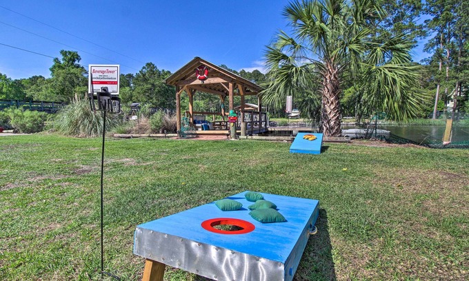 Midway House | Waterfront Midway Home w/Sunroom & Large Yard