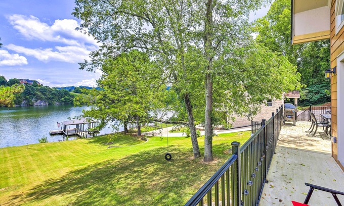 Piney Flats House | Waterfront Piney Flats Home w/Private Dock!