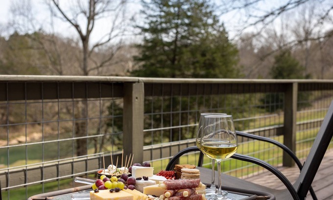 Sparta House | Waterfront River House - kayak, fish, & relax!