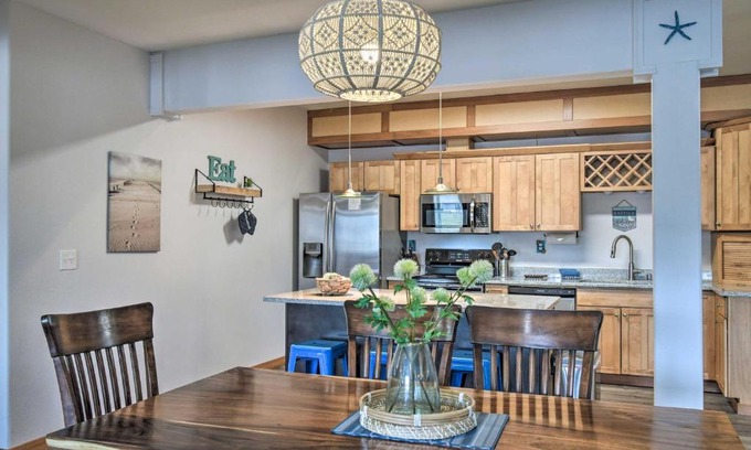 Ocean Shores Apartment | Waterfront Vacation Rental in Ocean Shores
