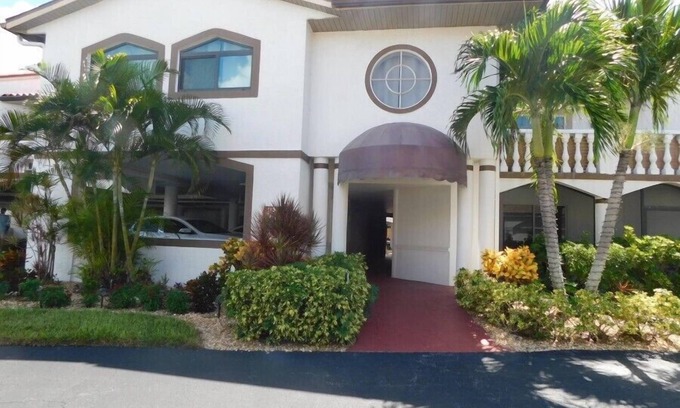 Iona Condo | Waters Edge 202 in Fort Myers