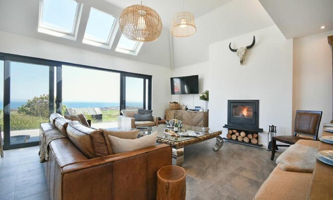 Beadnell House | Waters Edge Beadnell Harbour Road