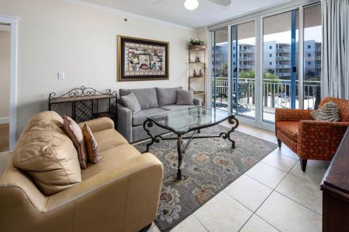 Fort Walton Beach Apartment | Waterscape B310