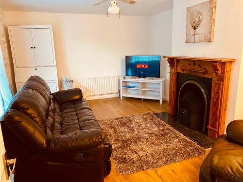 Londonderry House | Waterside Star