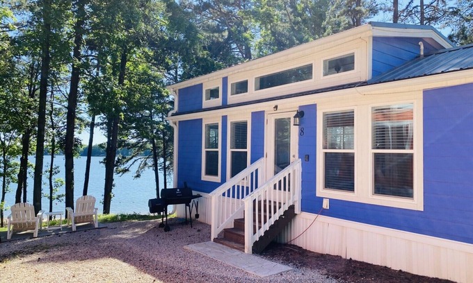 Steele Creek Cabin | Waterview Family Style 2 Bed Cabin #8