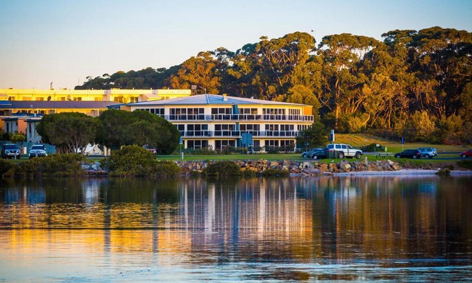 Merimbula Apartment | Waterview Luxury Apartments