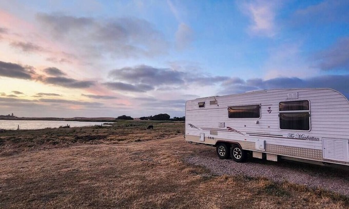 Bonney House | Waves & Whimsy: Pet Friendly Lakefront Caravan Stay at Coorong Island
