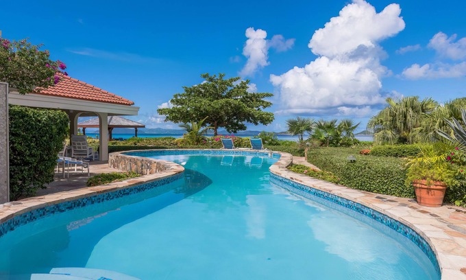 Spanish Town Villa | We cater to the physically challenged! 10% disc. Dec 15-26/25. Prices updated!