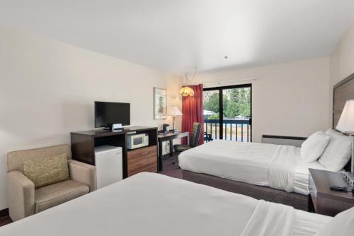 Dryden Hotel | Wedge Mountain Inn