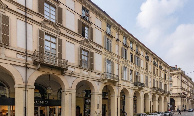 Historic Centre Apartment | Weiss Haus by Wonderful Italy